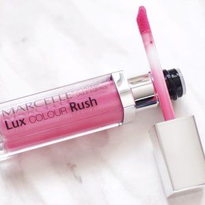 2/15 NWT Marcelle lux colour rush bubblegum pink lip lacquer